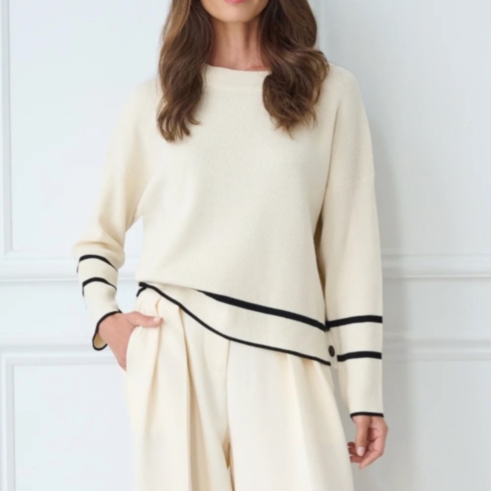 ADRIANNA PAPELL Cream Boxy Sweater XL Black Tipped Pullover NEW Minimalist